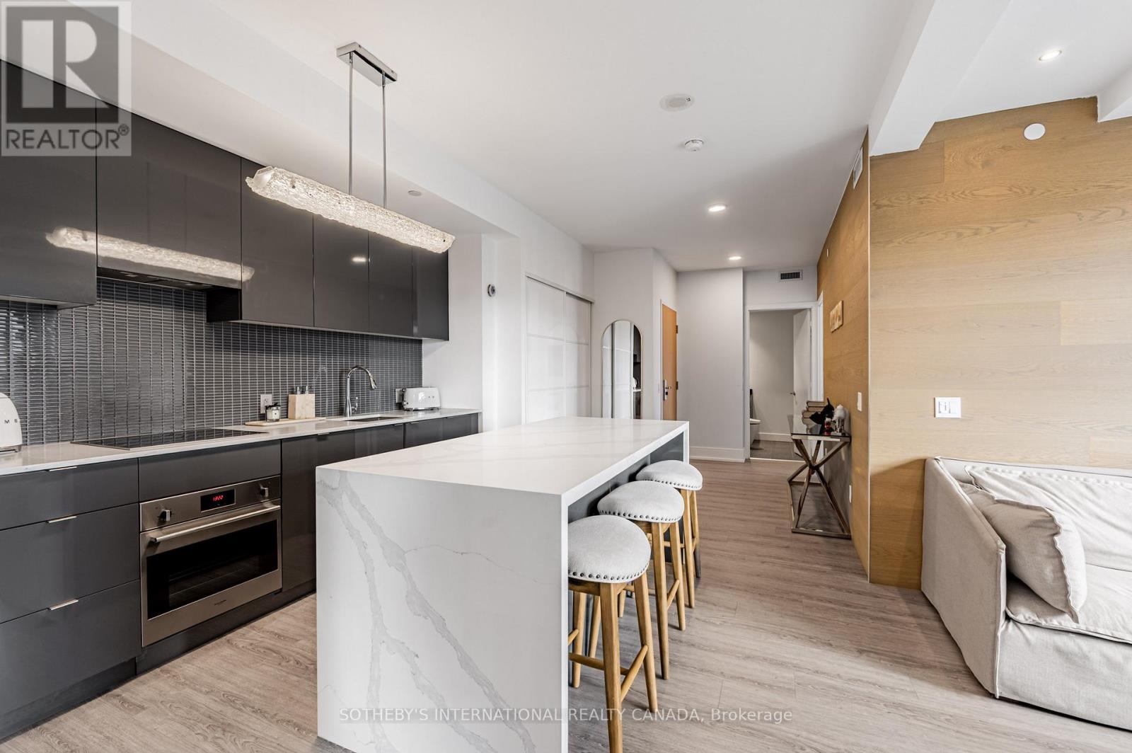 4511 - 7 Grenville Street, Toronto, Ontario  M4Y 0E9 - Photo 10 - C12557138