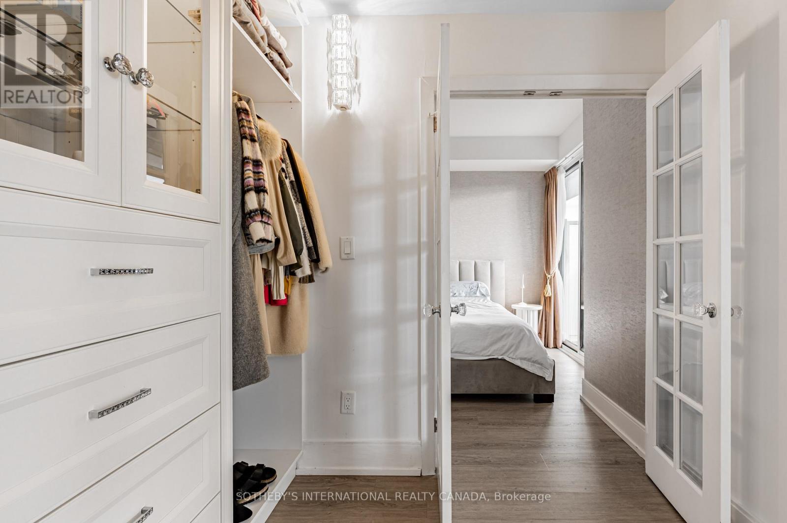 4511 - 7 Grenville Street, Toronto, Ontario  M4Y 0E9 - Photo 19 - C12557138