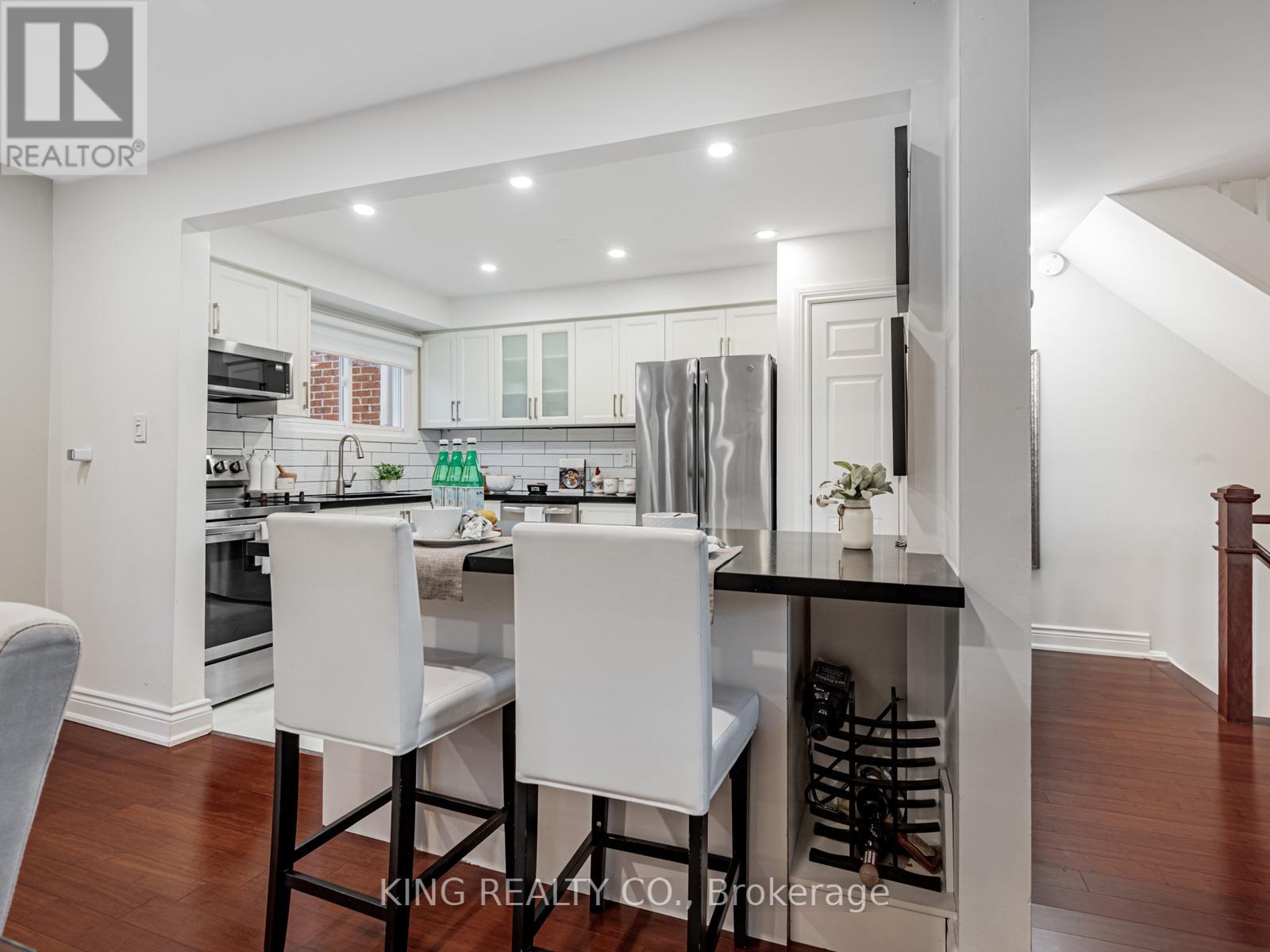 2 - 909 King Street W, Oshawa, Ontario  L1J 2L4 - Photo 10 - E12557116