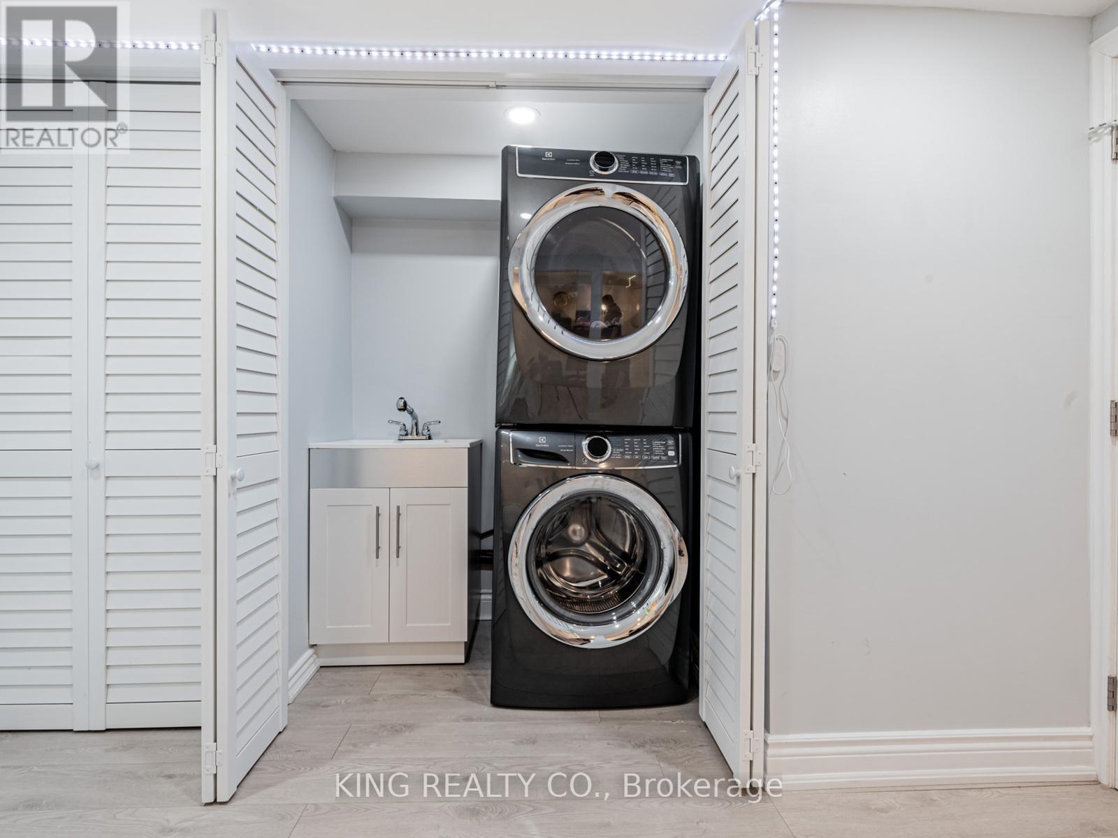 2 - 909 King Street W, Oshawa, Ontario  L1J 2L4 - Photo 24 - E12557116