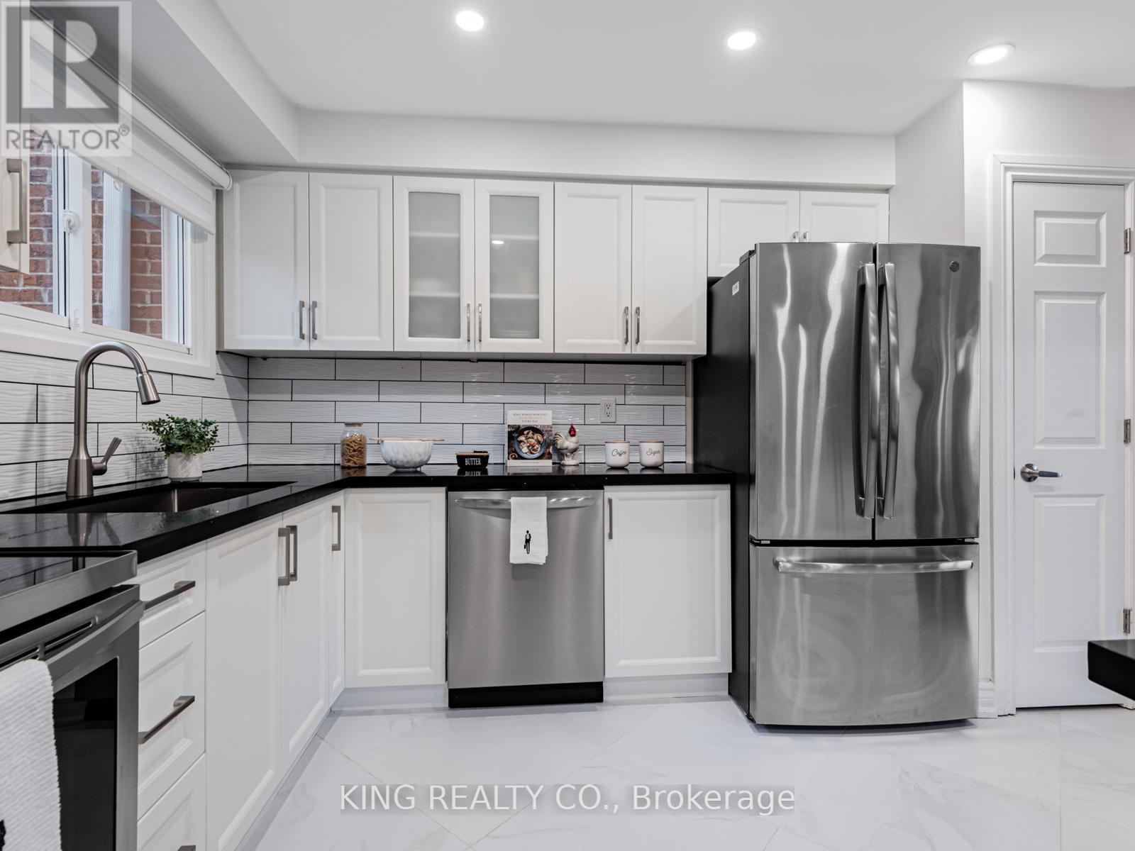 2 - 909 King Street W, Oshawa, Ontario  L1J 2L4 - Photo 7 - E12557116