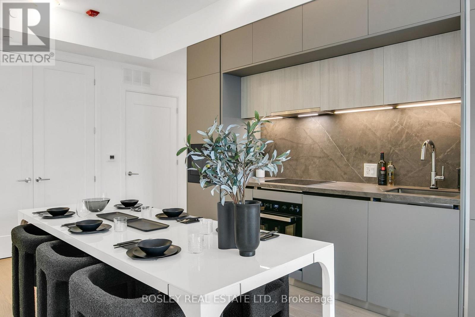 504 - 800 Broadview Avenue, Toronto, Ontario  M4K 2P7 - Photo 12 - E12557126