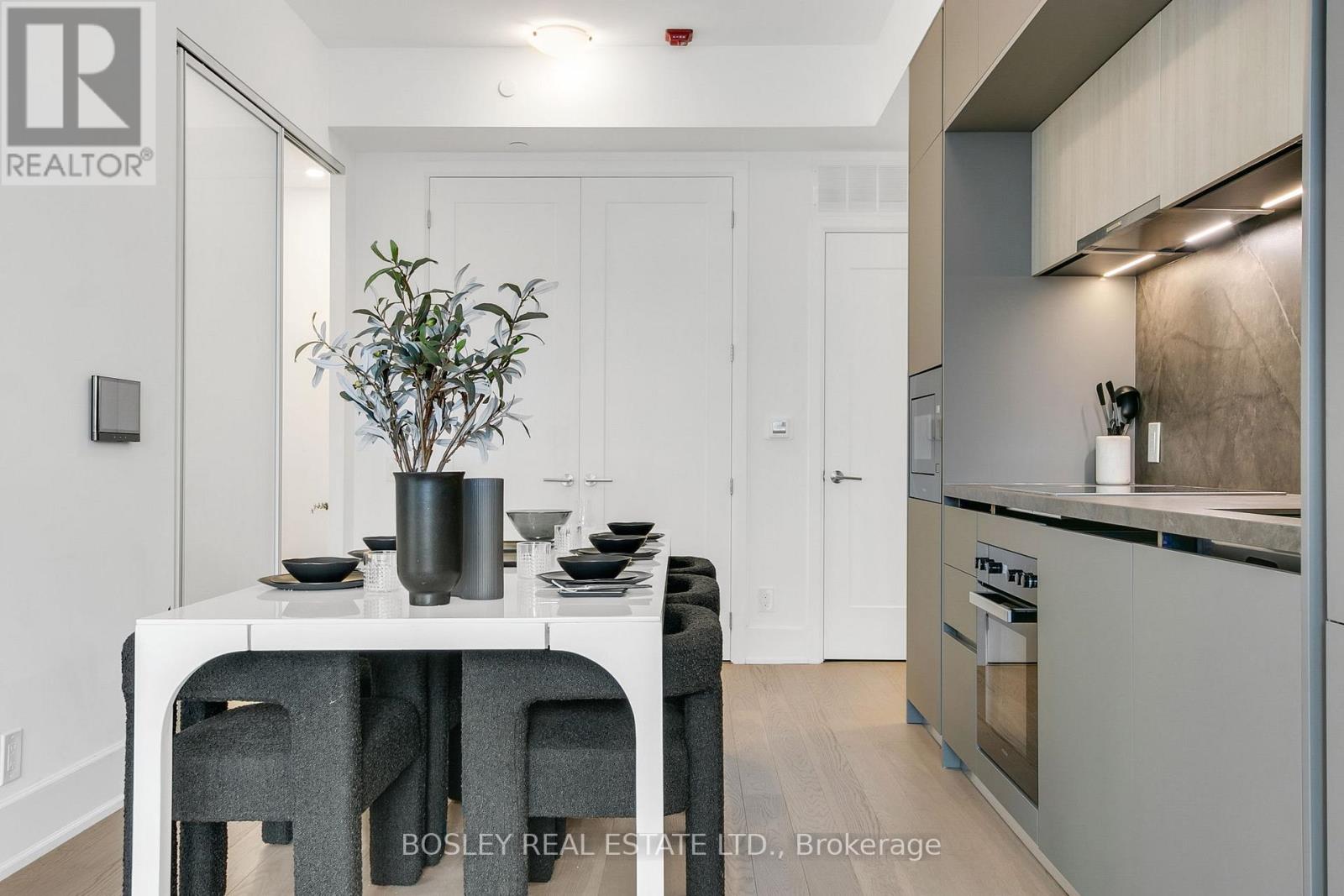 504 - 800 Broadview Avenue, Toronto, Ontario  M4K 2P7 - Photo 13 - E12557126