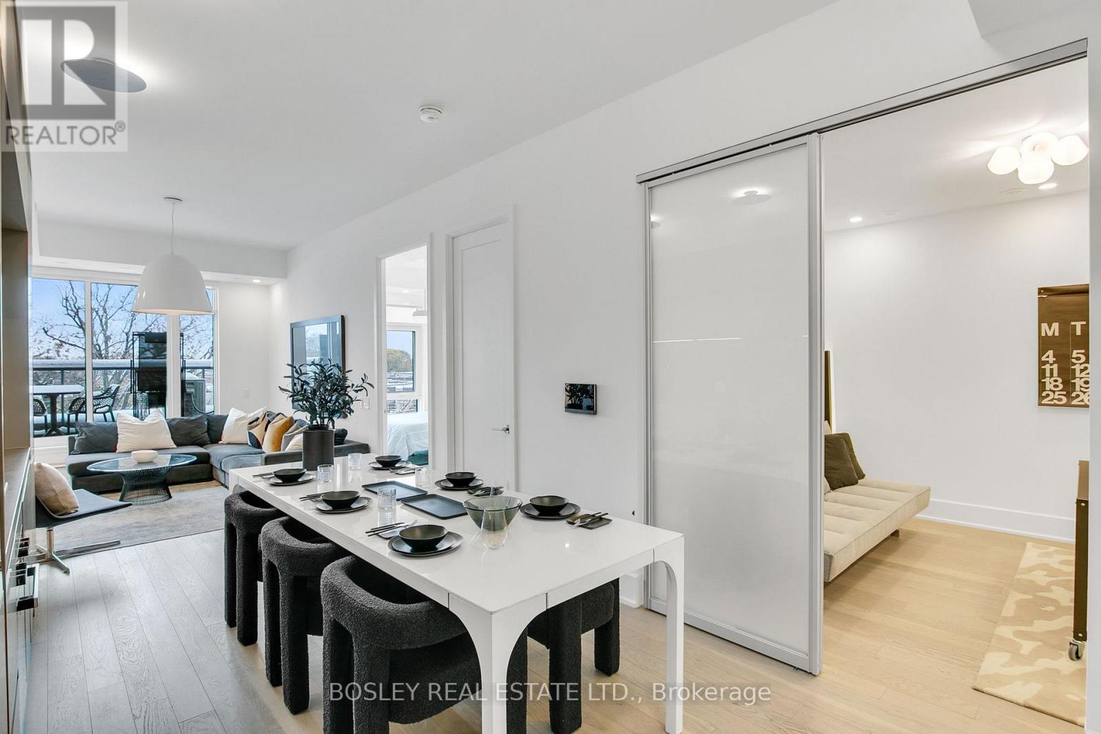 504 - 800 Broadview Avenue, Toronto, Ontario  M4K 2P7 - Photo 4 - E12557126