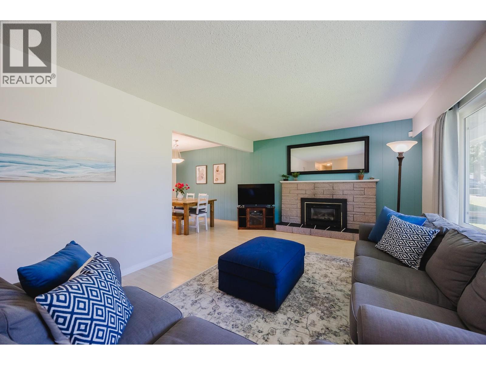 21632 EXETER AVENUE, Maple Ridge, British Columbia