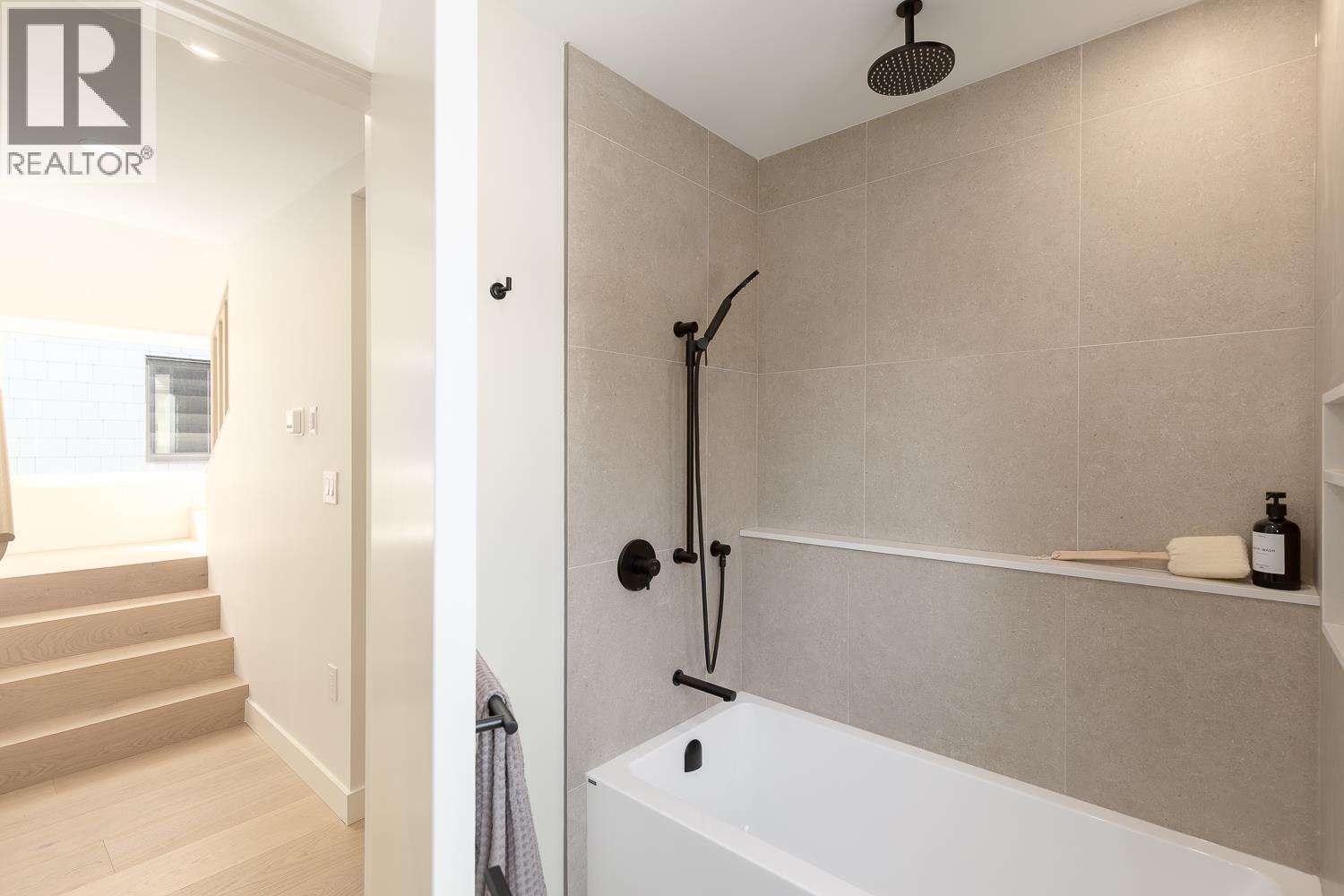 5405 Wales Street, Vancouver, British Columbia  V5R 3M9 - Photo 10 - R3068425