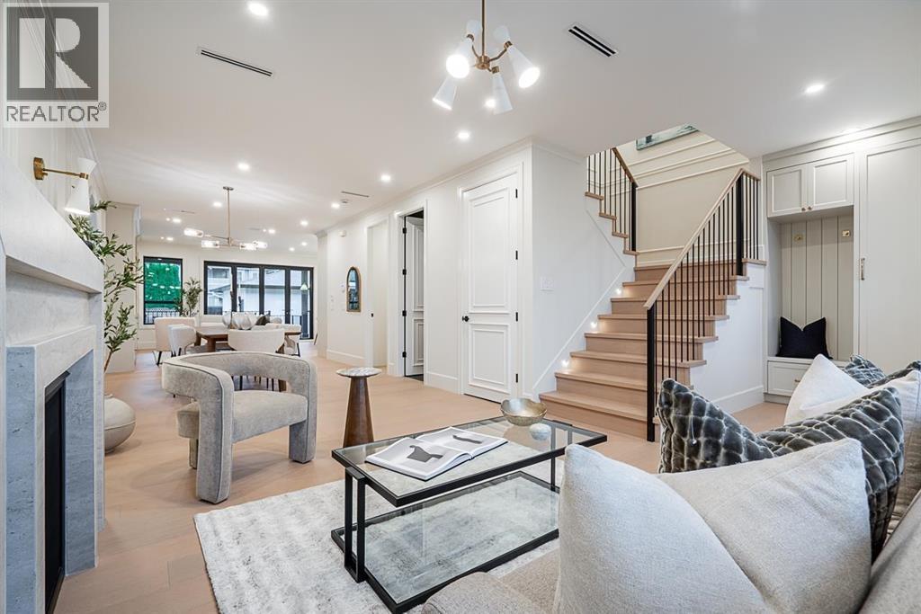 5183 Booth Avenue, Burnaby, British Columbia  V5G 3K1 - Photo 5 - R3068376