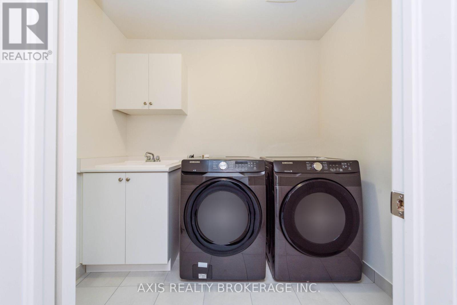 4015 Eternity Way, Oakville, Ontario  L6H 7B6 - Photo 34 - W12557108