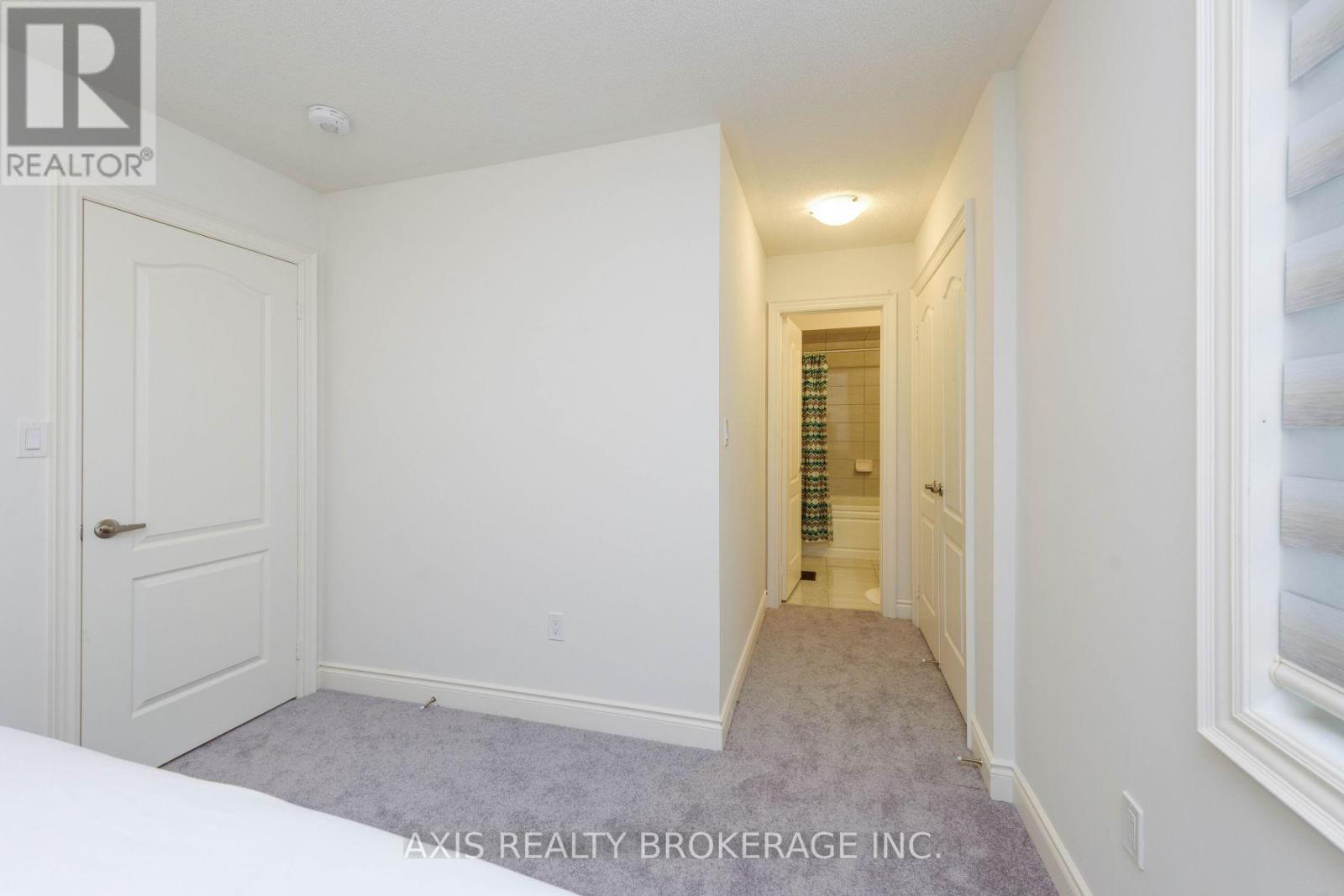 4015 Eternity Way, Oakville, Ontario  L6H 7B6 - Photo 36 - W12557108