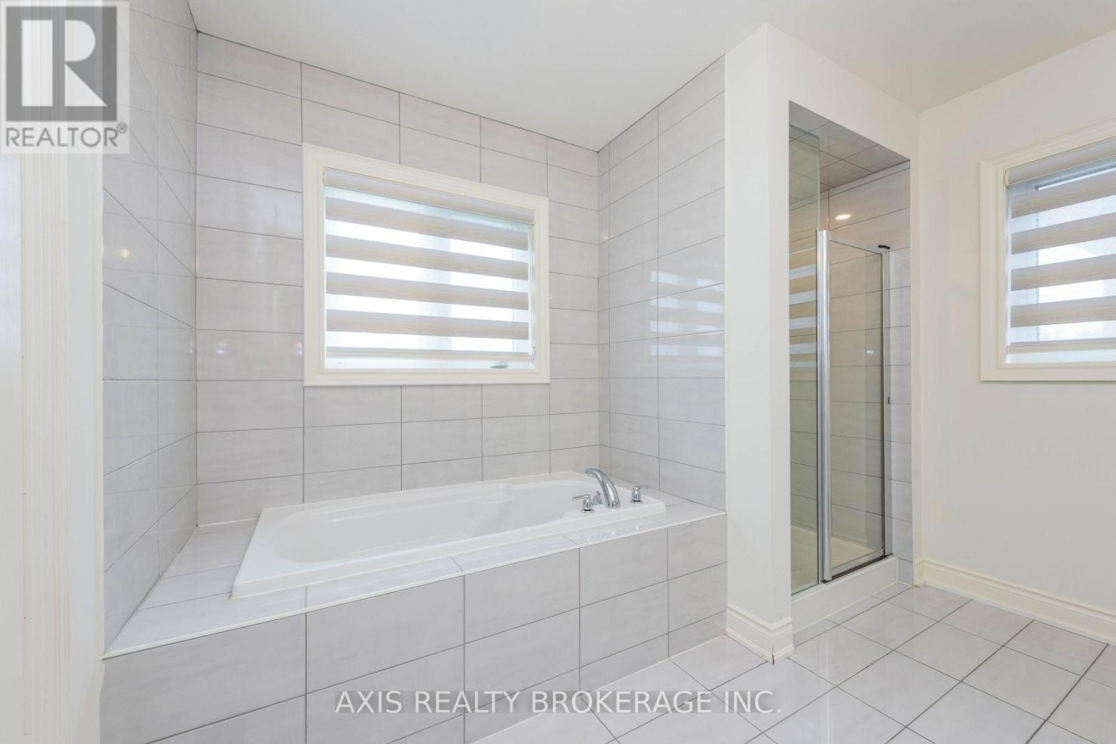 4015 Eternity Way, Oakville, Ontario  L6H 7B6 - Photo 46 - W12557108