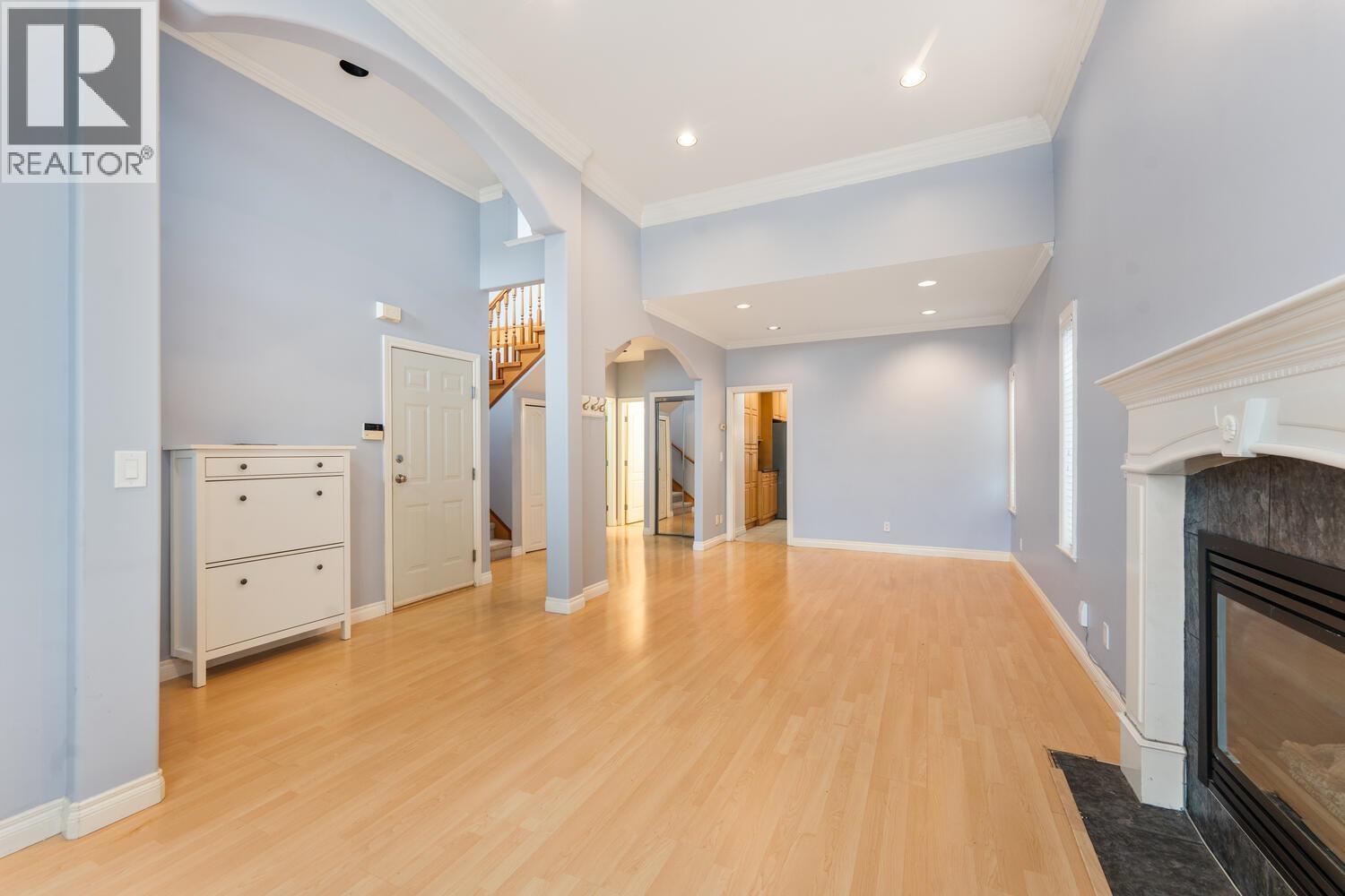 7573 17th Avenue, Burnaby, British Columbia  V3N 1L6 - Photo 3 - R3068121