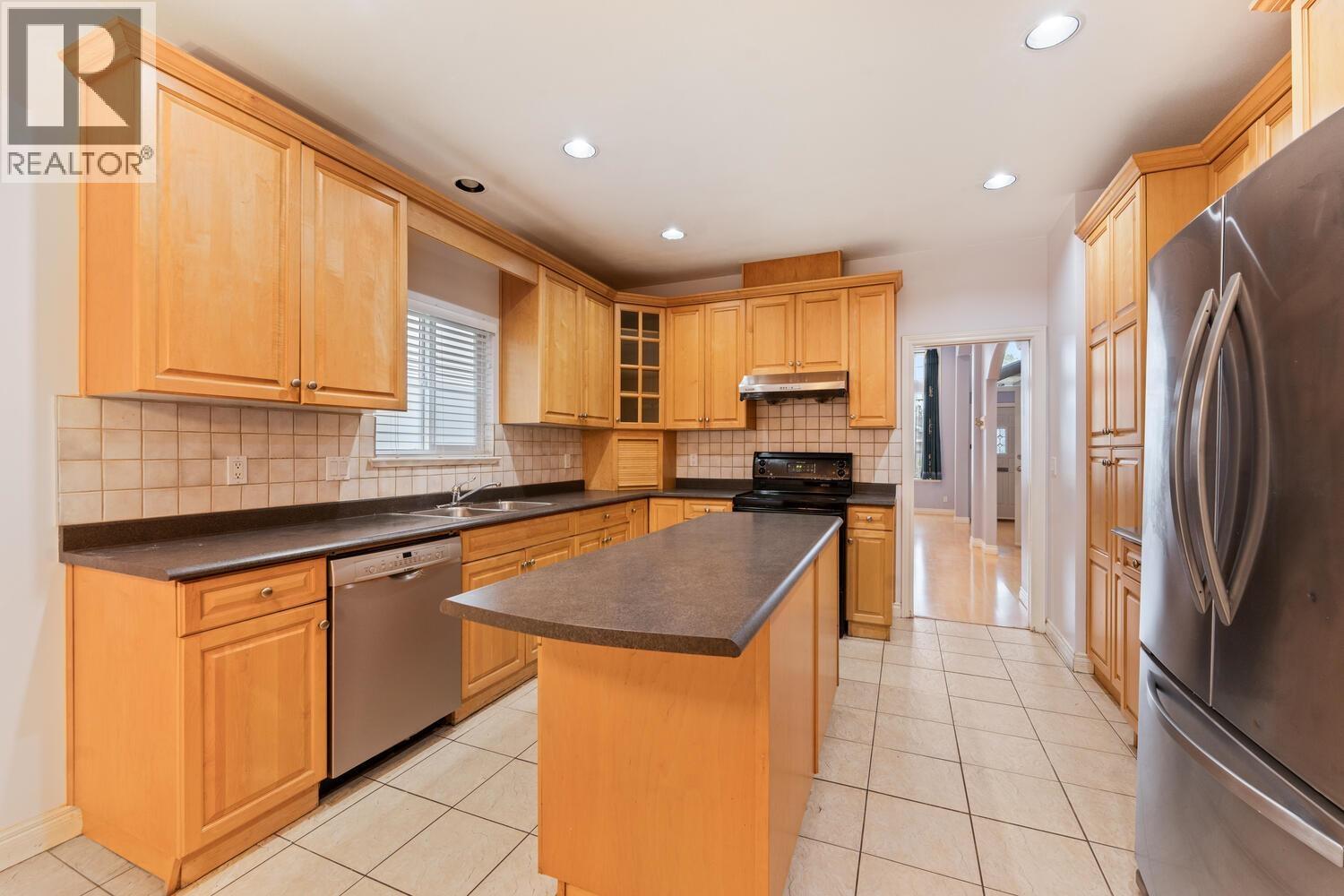 7573 17th Avenue, Burnaby, British Columbia  V3N 1L6 - Photo 5 - R3068121