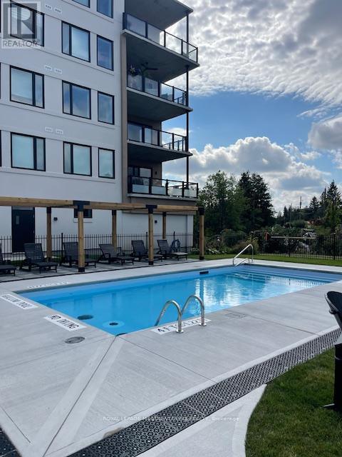 407 - 19b West Street N, Kawartha Lakes, Ontario  K9V 1C4 - Photo 10 - X12557110