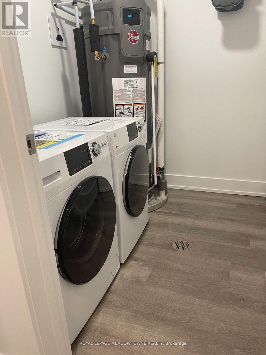 407 - 19b West Street N, Kawartha Lakes, Ontario  K9V 1C4 - Photo 7 - X12557110