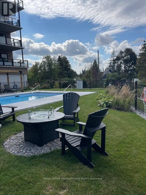 407 - 19b West Street N, Kawartha Lakes, Ontario  K9V 1C4 - Photo 8 - X12557110