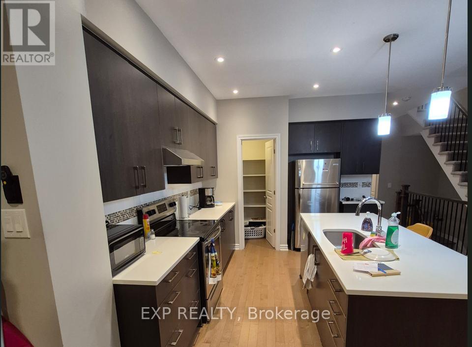 448 Markdale Terrace, Ottawa, Ontario K4M 0E2 - Photo 4 - X12557178