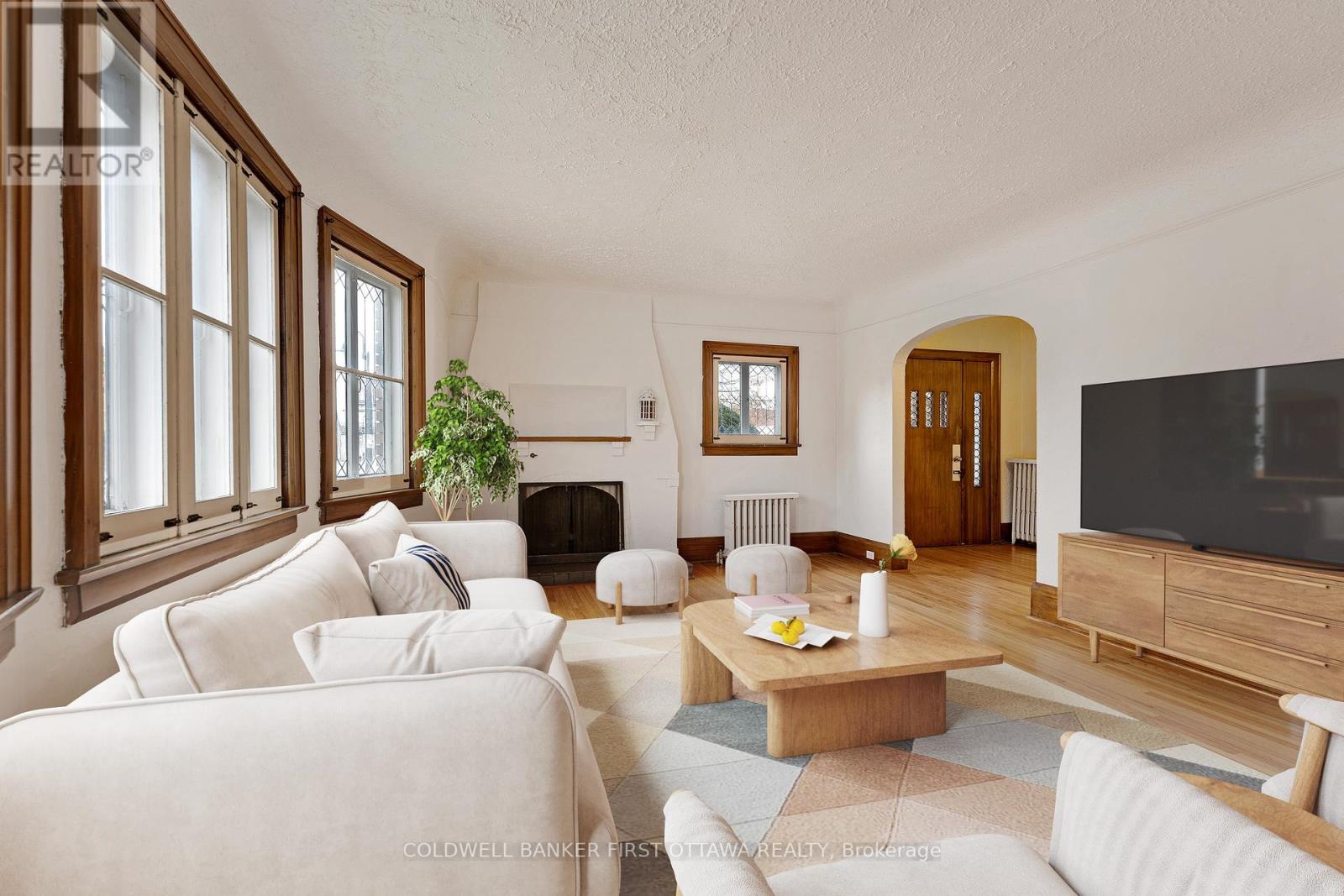 2 Gladstone Avenue, Smiths Falls, Ontario K7A 1R3 - Photo 11 - X12557184