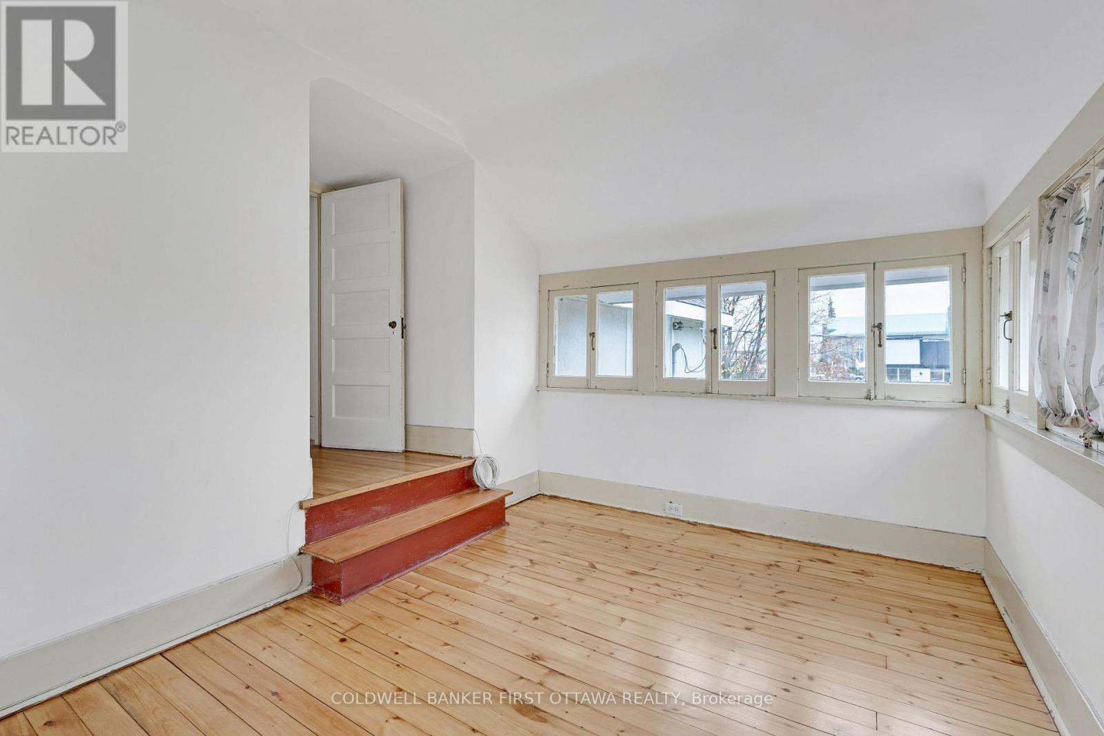 2 Gladstone Avenue, Smiths Falls, Ontario K7A 1R3 - Photo 37 - X12557184