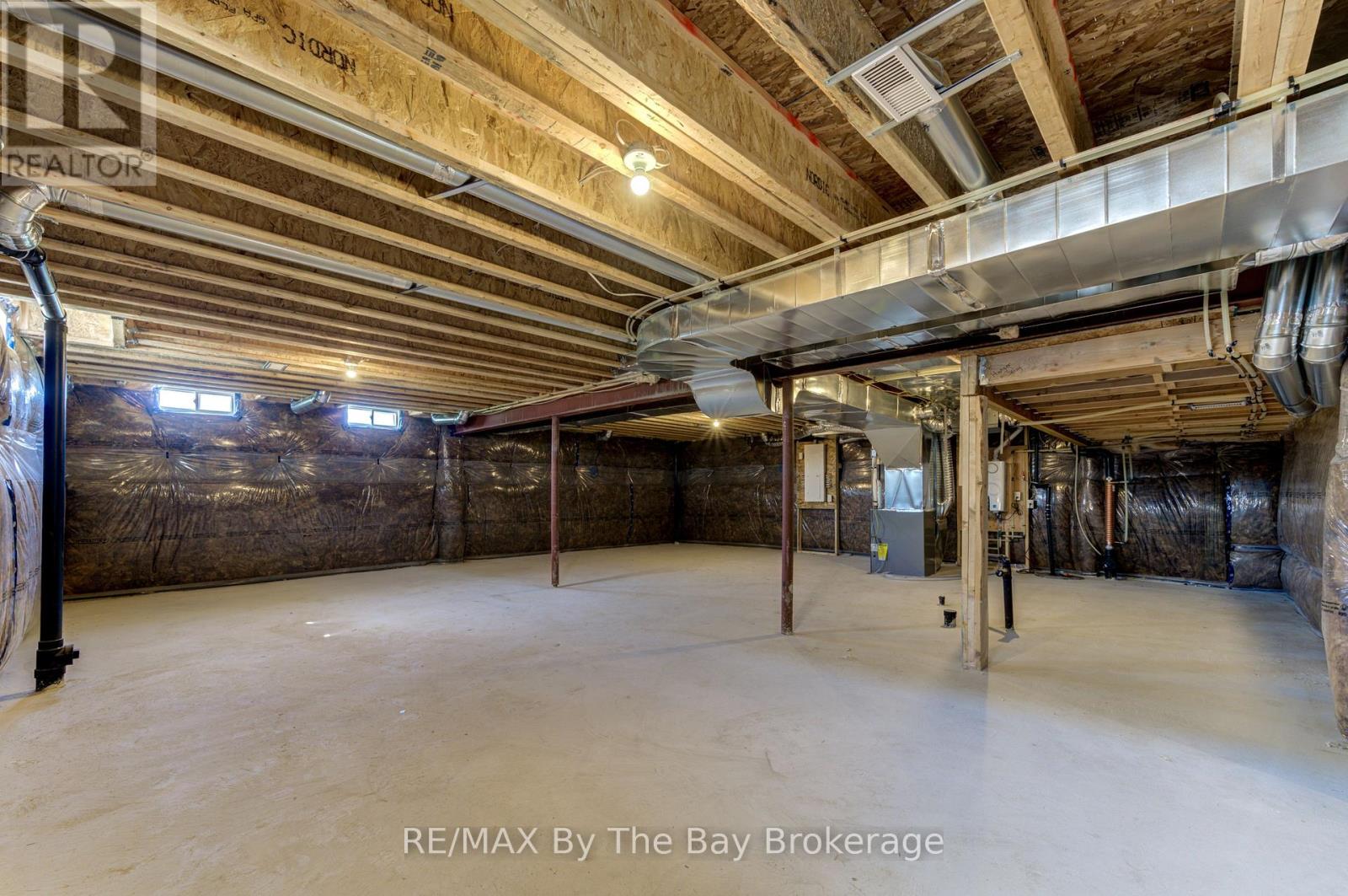 16 Misty Ridge Road, Wasaga Beach, Ontario L9Z 0R8 - Photo 32 - S12557182