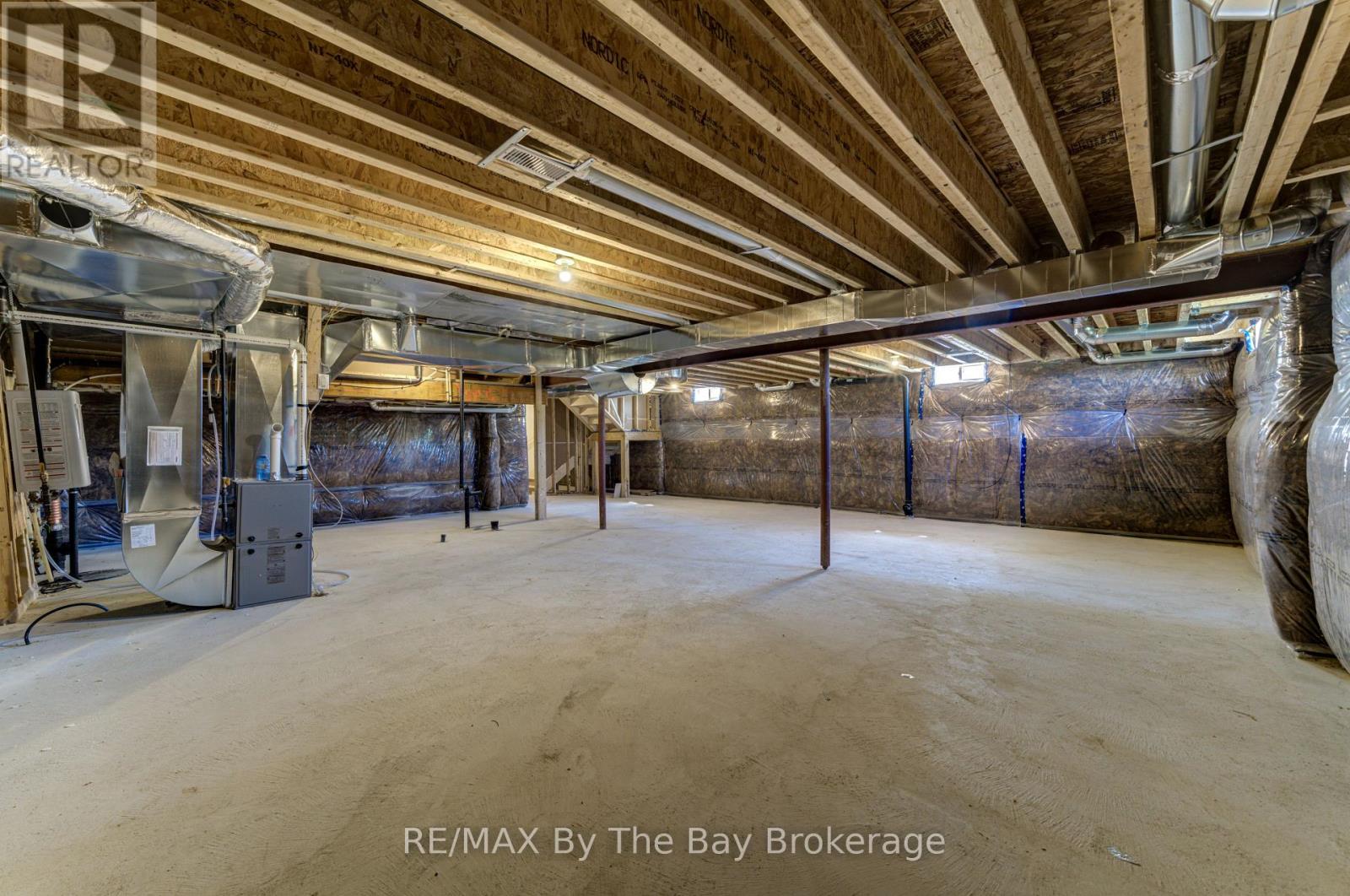 16 Misty Ridge Road, Wasaga Beach, Ontario L9Z 0R8 - Photo 33 - S12557182