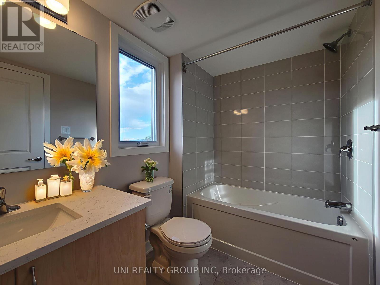 702 Mishi Private, Ottawa, Ontario K1K 5C5 - Photo 21 - X12557132