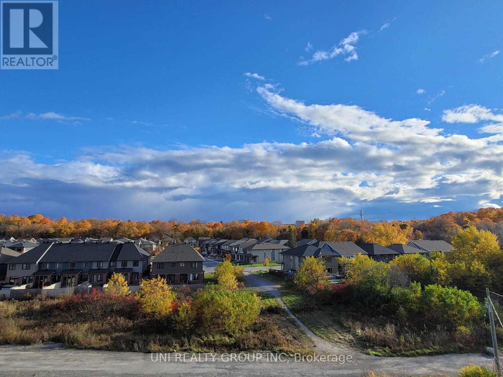 702 Mishi Private, Ottawa, Ontario K1K 5C5 - Photo 29 - X12557132