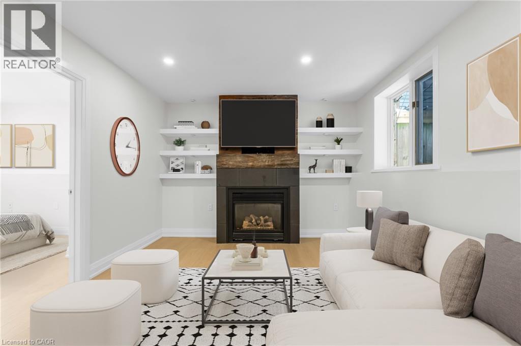 79 CENTRAL Drive Unit# 2, Hamilton, Ontario