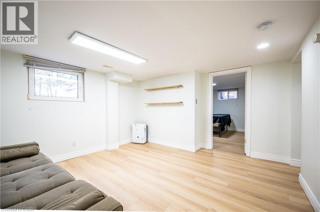 120 Marshall Street, Waterloo, Ontario  N2J 2T7 - Photo 26 - 40788097