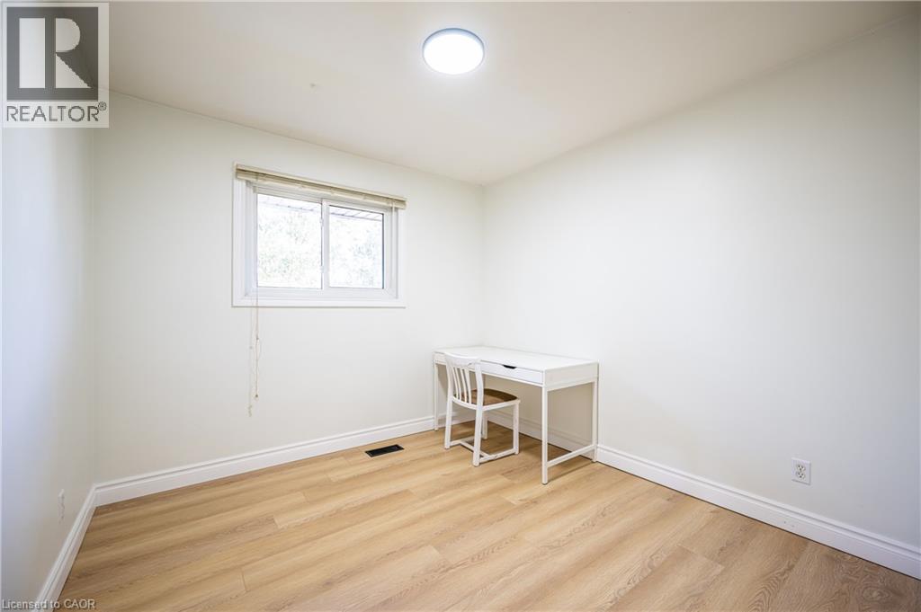 120 Marshall Street, Waterloo, Ontario  N2J 2T7 - Photo 17 - 40788097