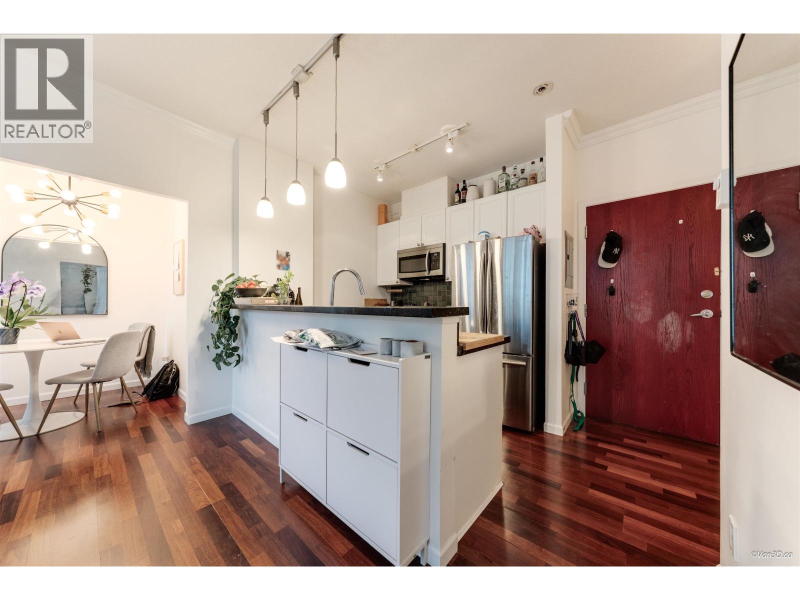 2104 928 Richards Street, Vancouver, British Columbia  V6B 6P6 - Photo 4 - R3068505