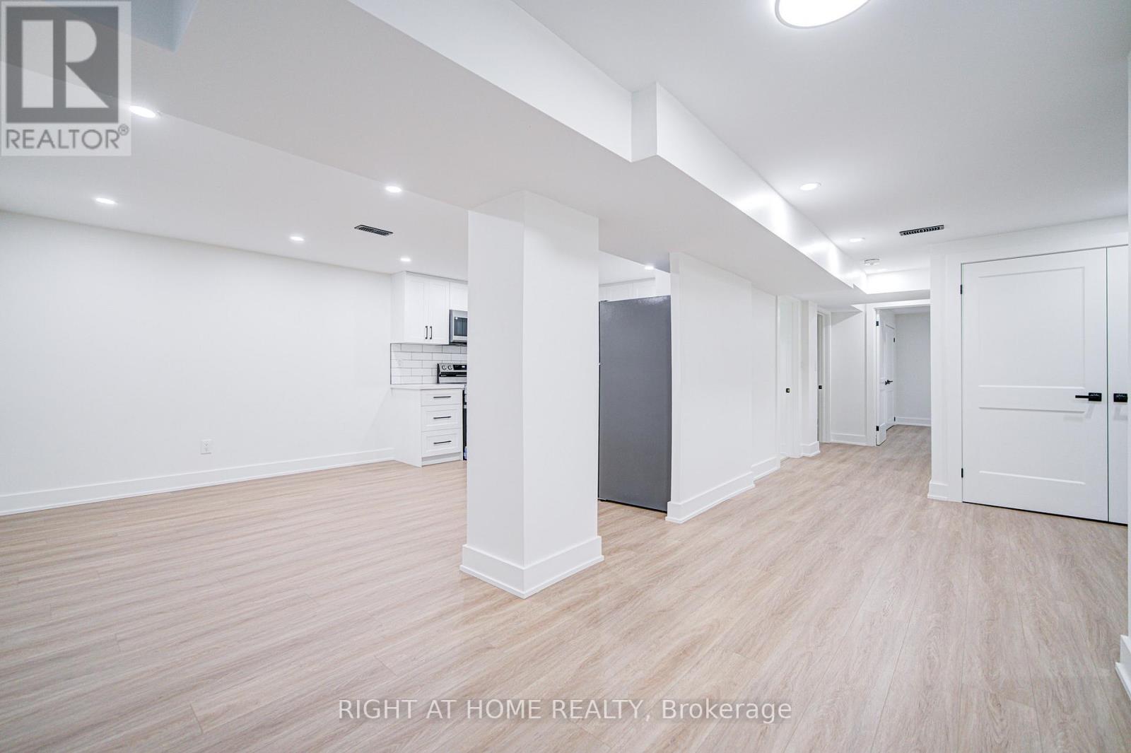 705 Glenforest Street, Oshawa, Ontario  L1J 5E9 - Photo 10 - E12557144