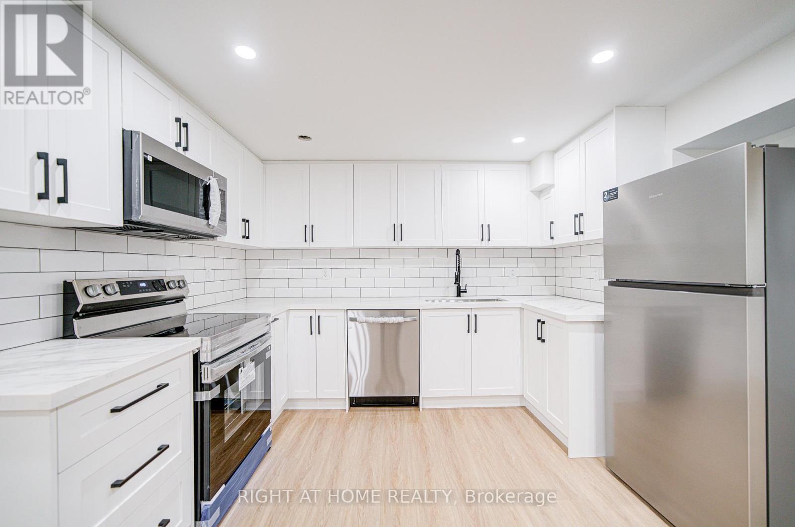 705 Glenforest Street, Oshawa, Ontario  L1J 5E9 - Photo 12 - E12557144