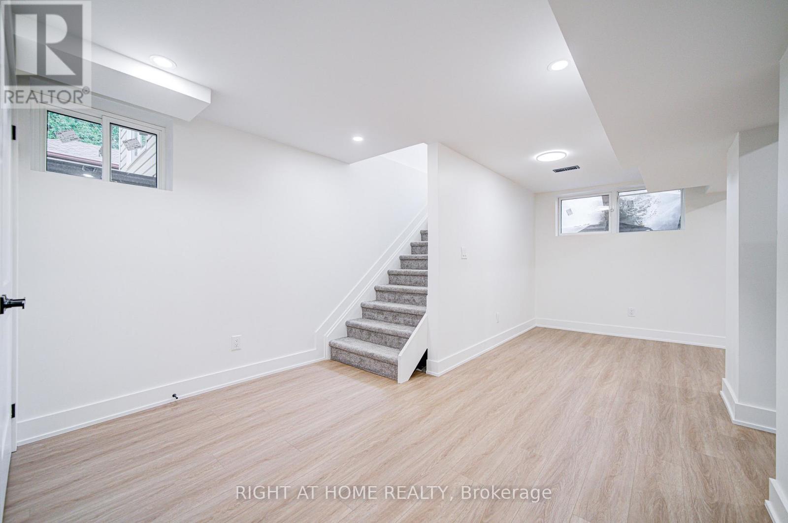 705 Glenforest Street, Oshawa, Ontario  L1J 5E9 - Photo 8 - E12557144