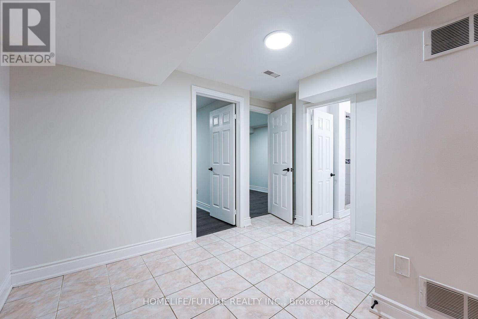 203 Raleigh Avenue, Toronto, Ontario  M1K 1A5 - Photo 21 - E12557170