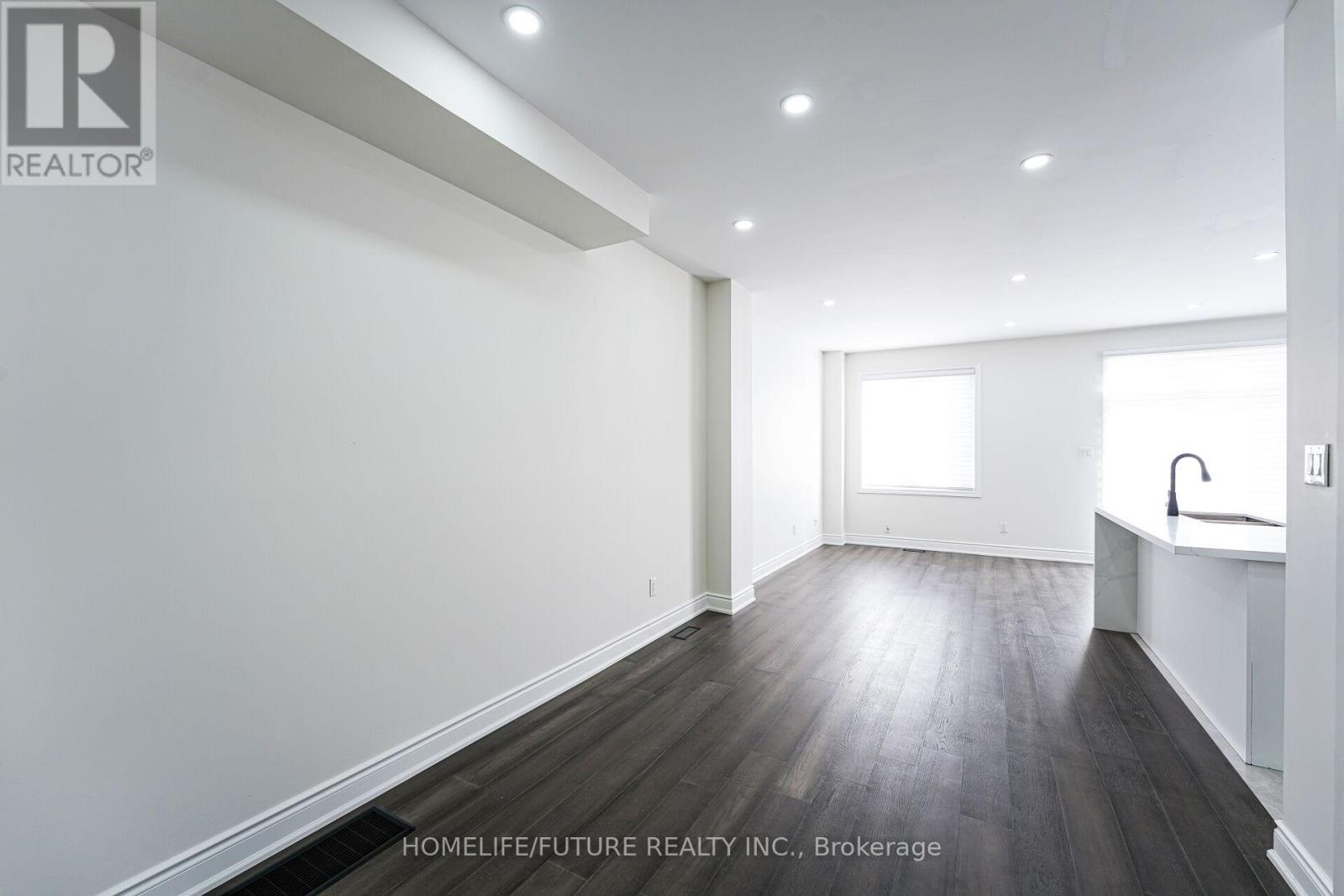 203 Raleigh Avenue, Toronto, Ontario  M1K 1A5 - Photo 8 - E12557170