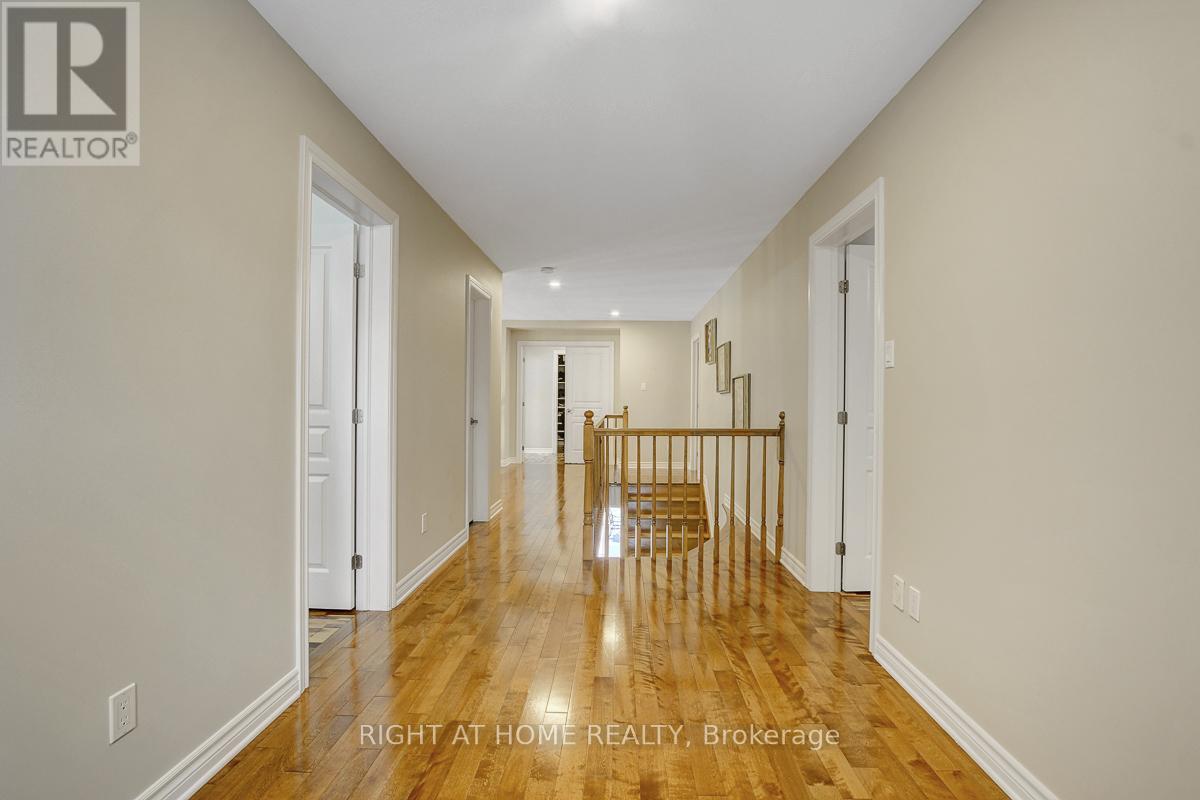 523 Landswood Way, Ottawa, Ontario K2S 0A6 - Photo 22 - X12557148