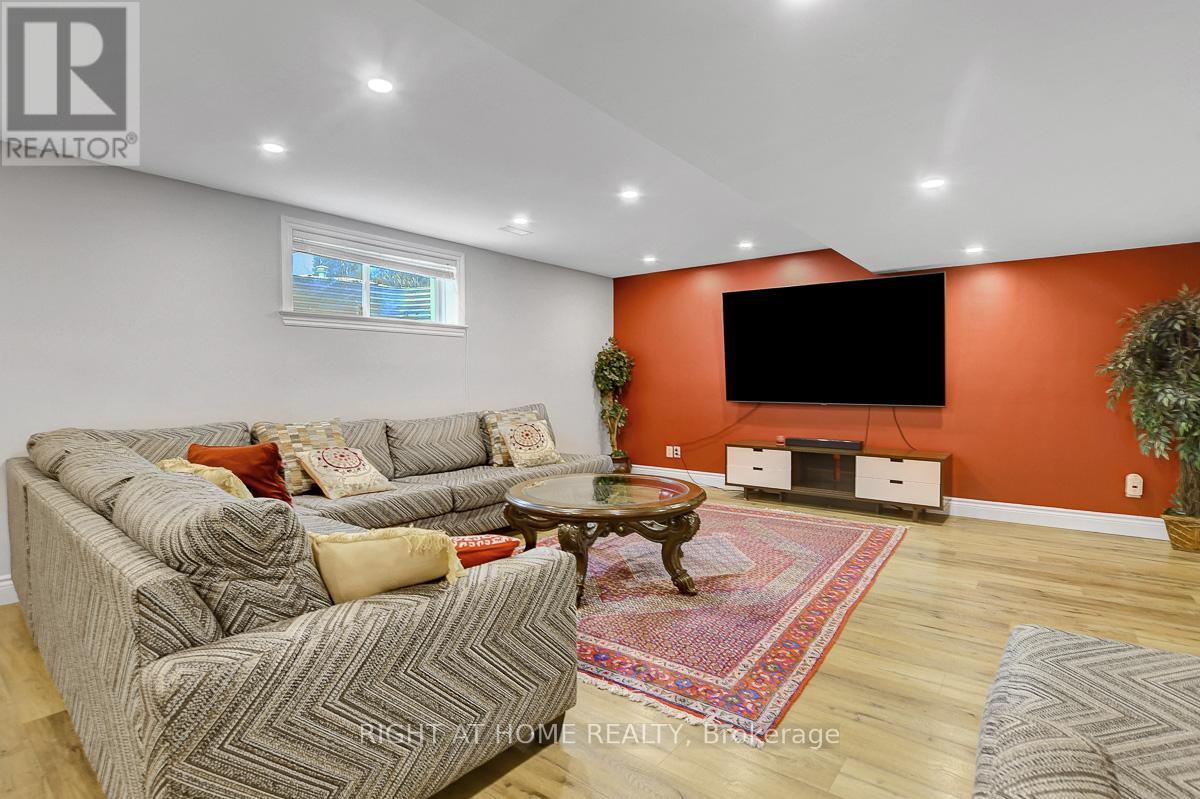 523 Landswood Way, Ottawa, Ontario K2S 0A6 - Photo 32 - X12557148