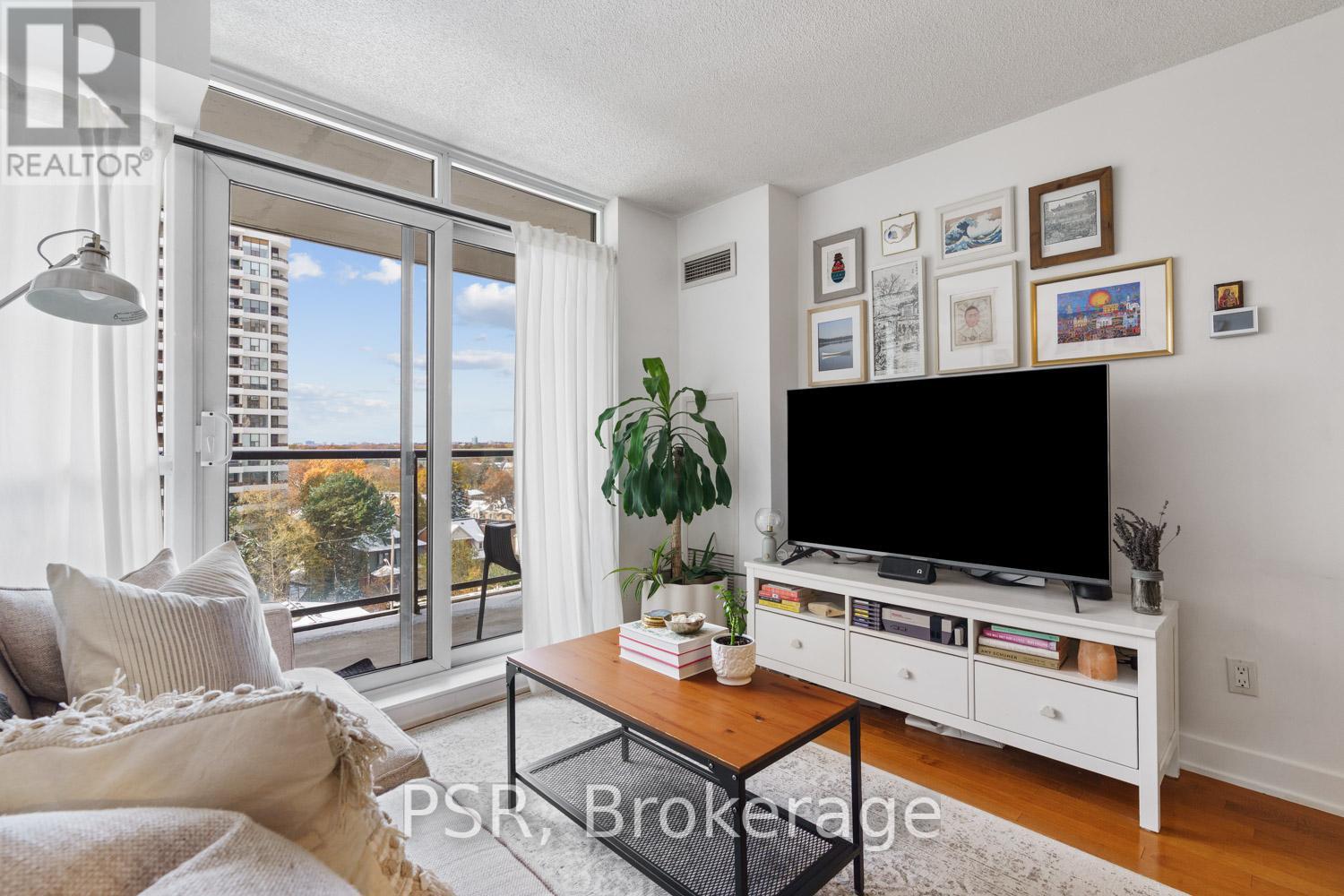 709 - 70 High Park Avenue, Toronto, Ontario  M6P 1A1 - Photo 16 - W12557160