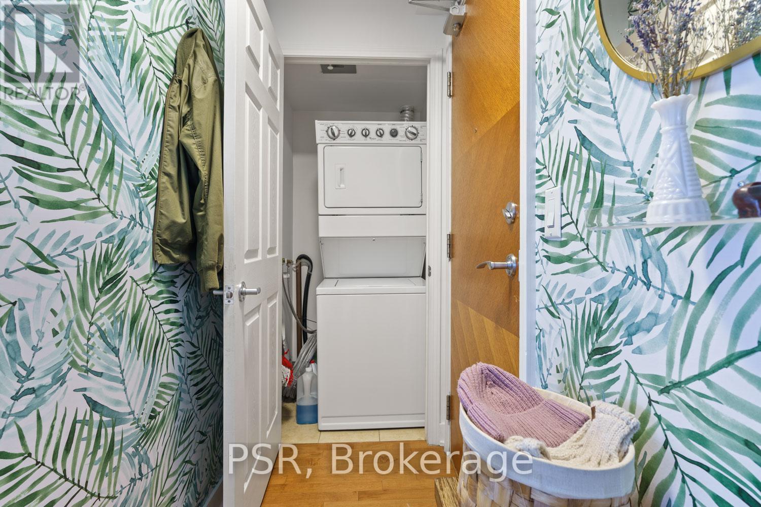 709 - 70 High Park Avenue, Toronto, Ontario  M6P 1A1 - Photo 24 - W12557160