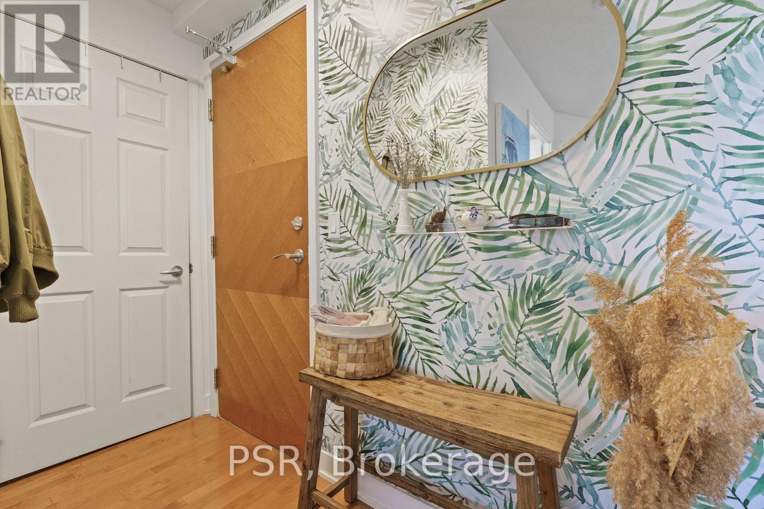 709 - 70 High Park Avenue, Toronto, Ontario  M6P 1A1 - Photo 3 - W12557160