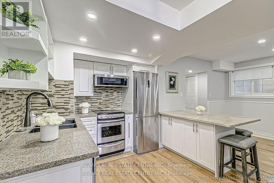 Bsmt - 4175 Trellis Crescent, Mississauga, Ontario  L5L 2M1 - Photo 5 - W12557162