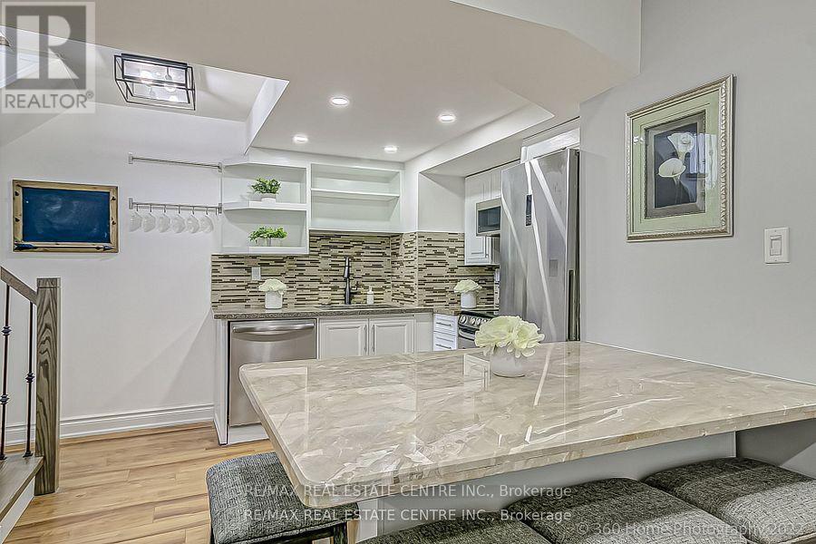 Bsmt - 4175 Trellis Crescent, Mississauga, Ontario  L5L 2M1 - Photo 6 - W12557162