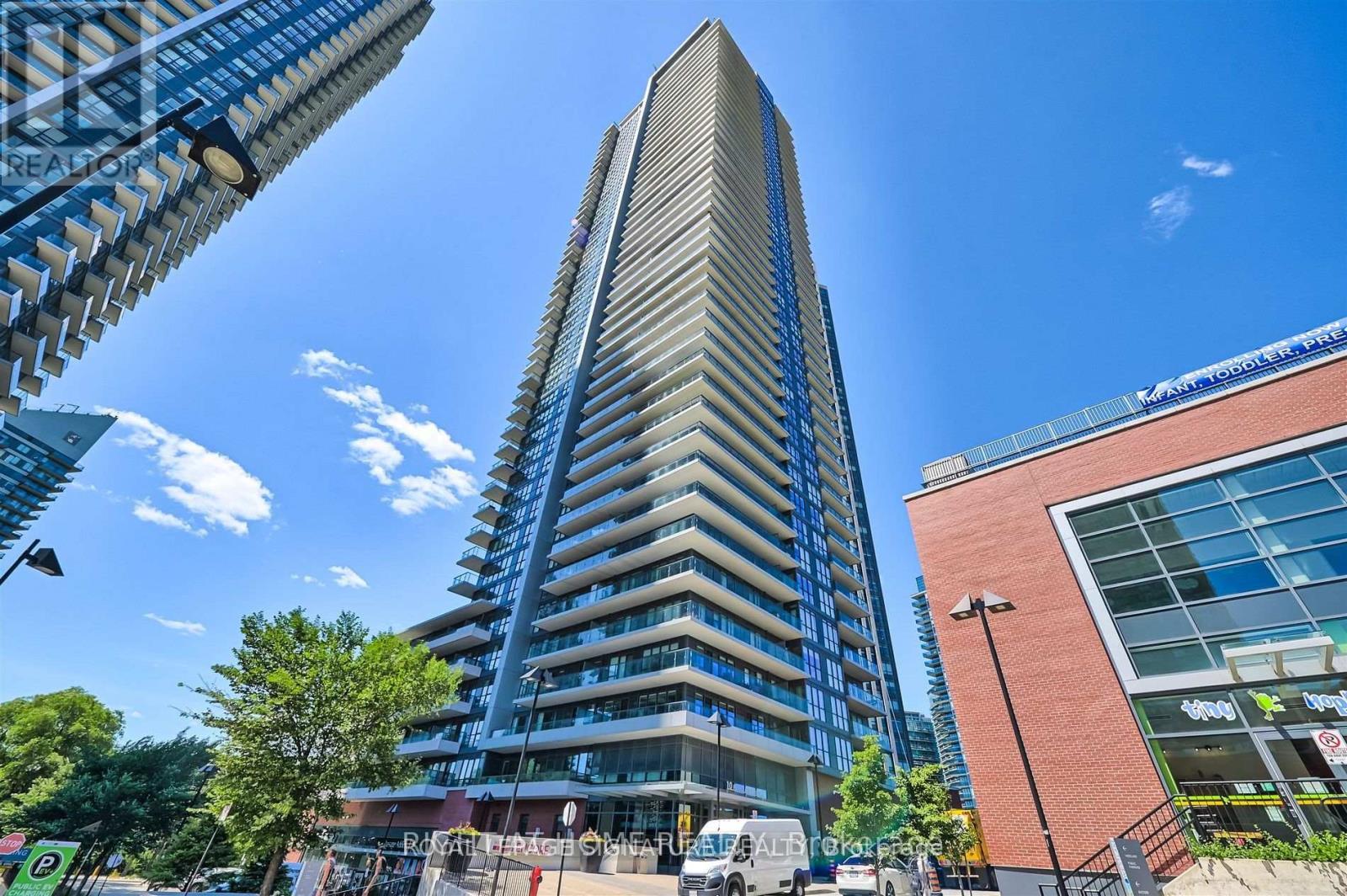 902 - 10 PARK LAWN ROAD, Toronto, Ontario