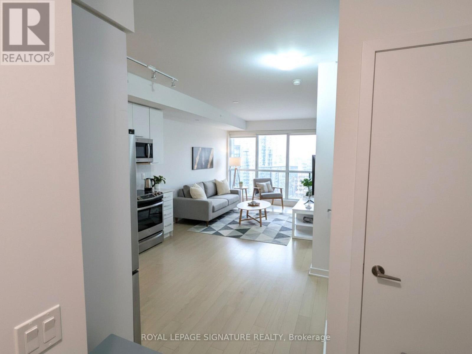 902 - 10 Park Lawn Road, Toronto, Ontario  M8Y 3H8 - Photo 3 - W12557172