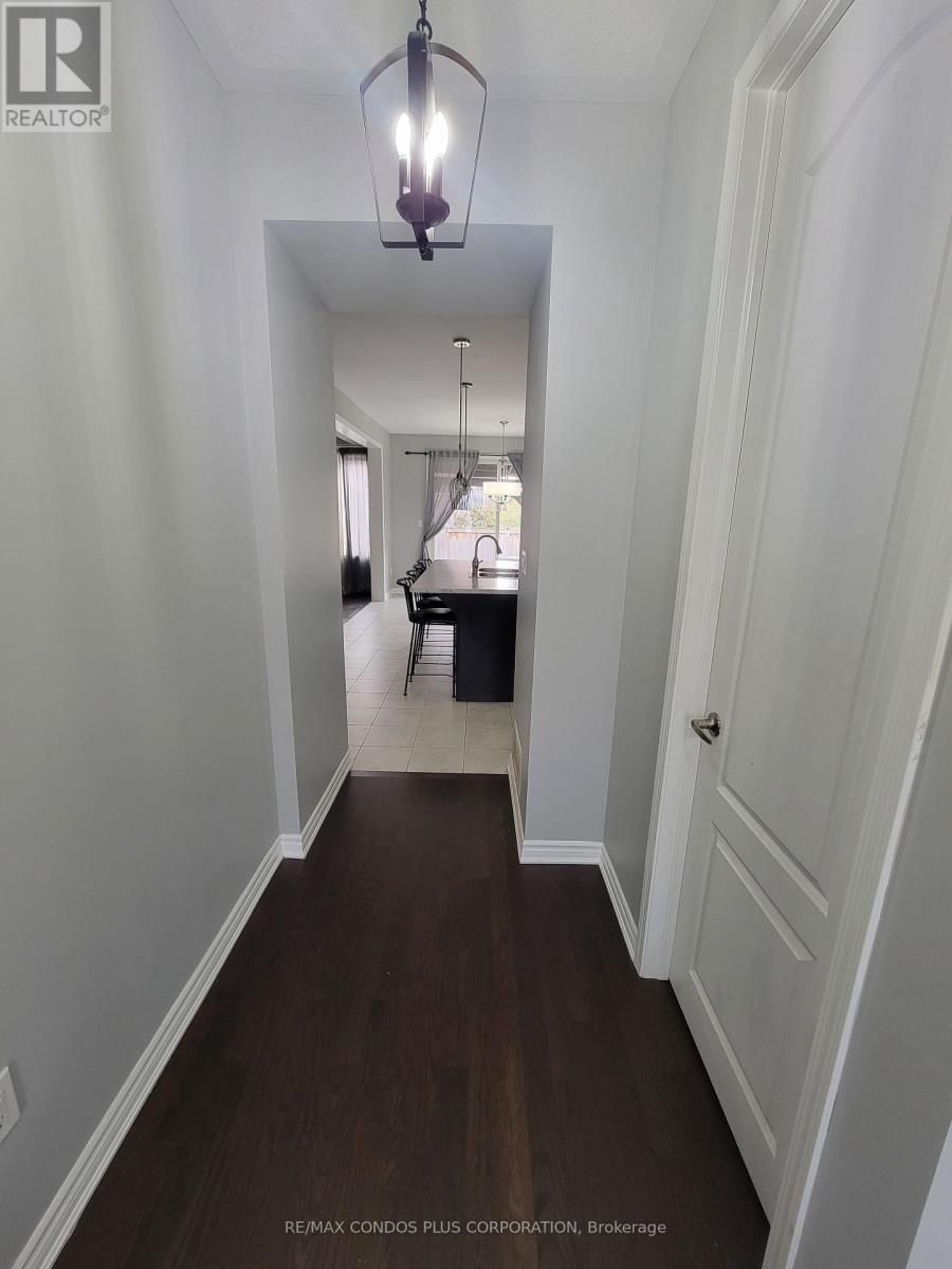 1542 Tough Gate, Milton, Ontario  L9T 6J1 - Photo 25 - W12557176