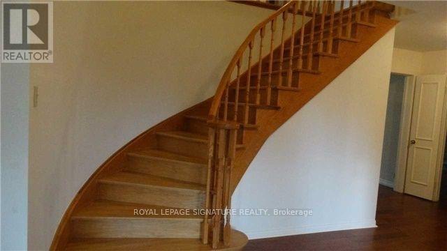 10 Teagarden Court, Toronto, Ontario  M2N 5Z9 - Photo 7 - C12553874