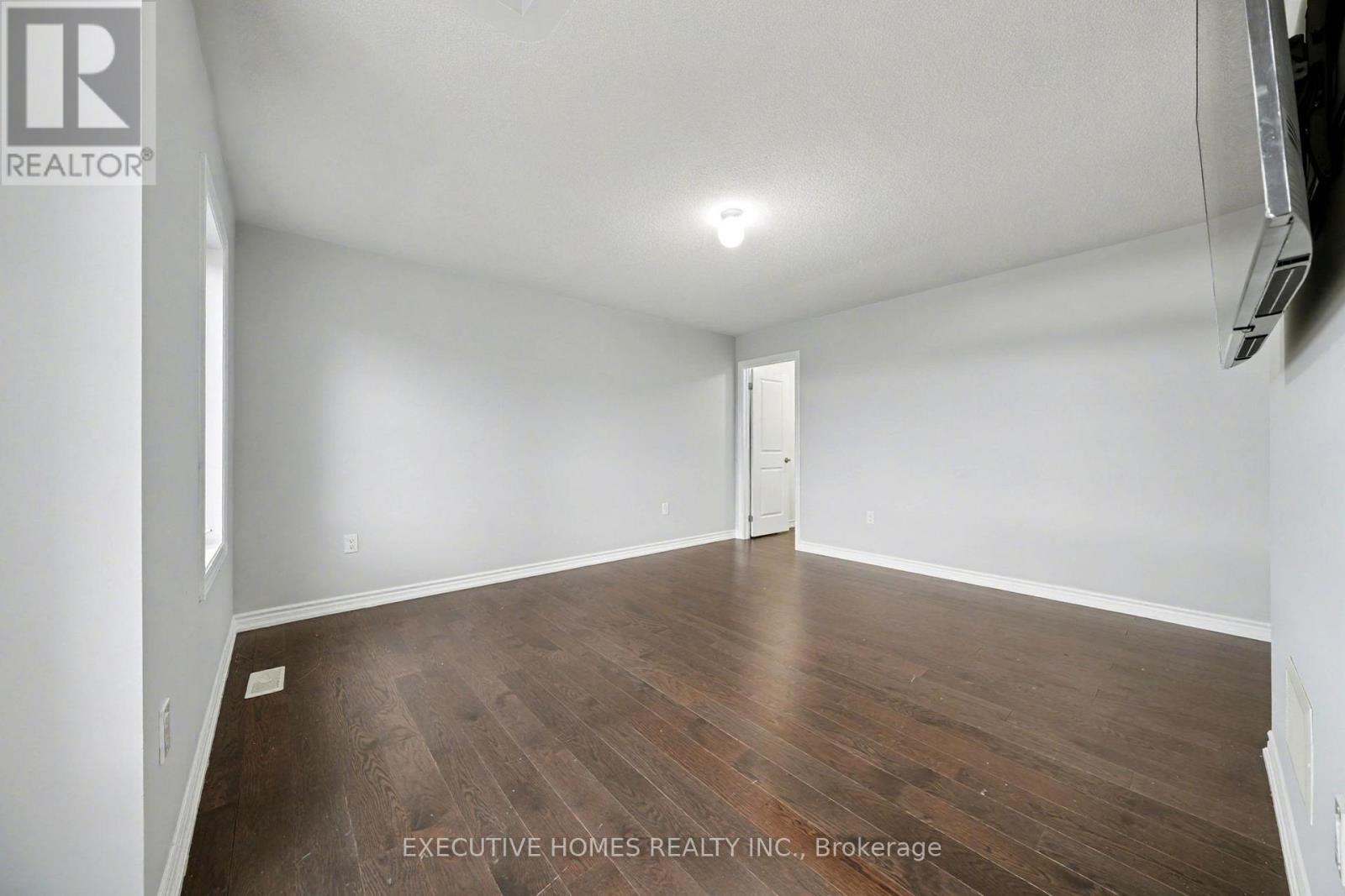 1753 Emberton Way, Innisfil, Ontario  L9S 0N4 - Photo 36 - N12555980