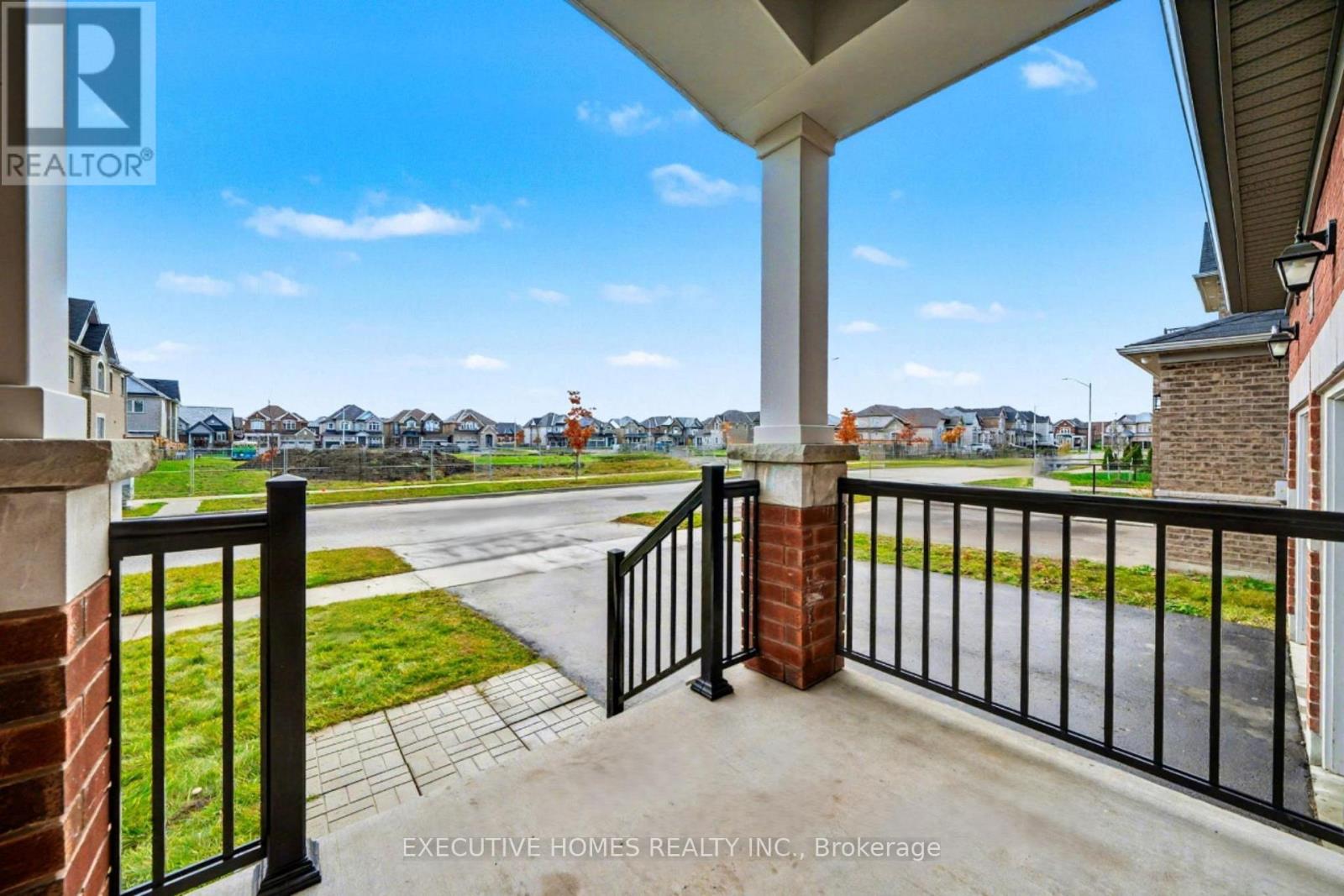 1753 Emberton Way, Innisfil, Ontario  L9S 0N4 - Photo 4 - N12555980