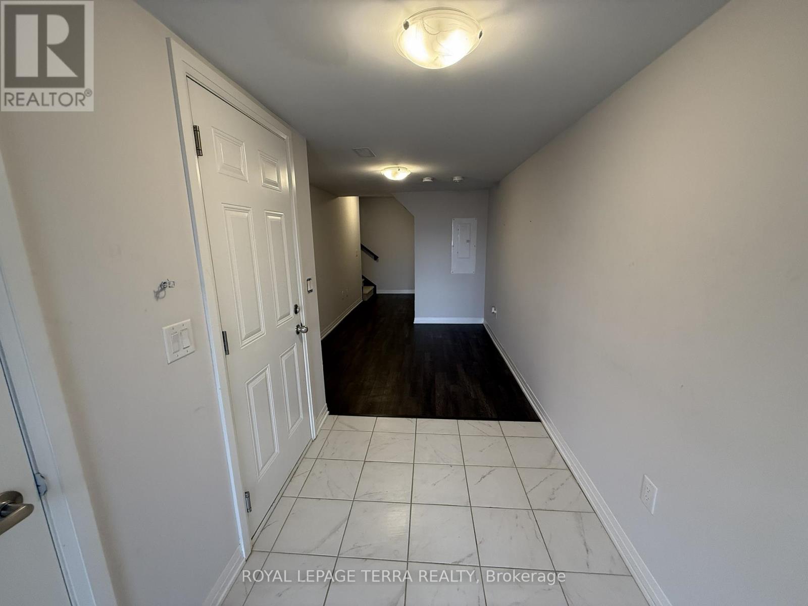 1114 - 585 Colborne Street E, Brantford, Ontario  N3S 0K4 - Photo 3 - X12557164