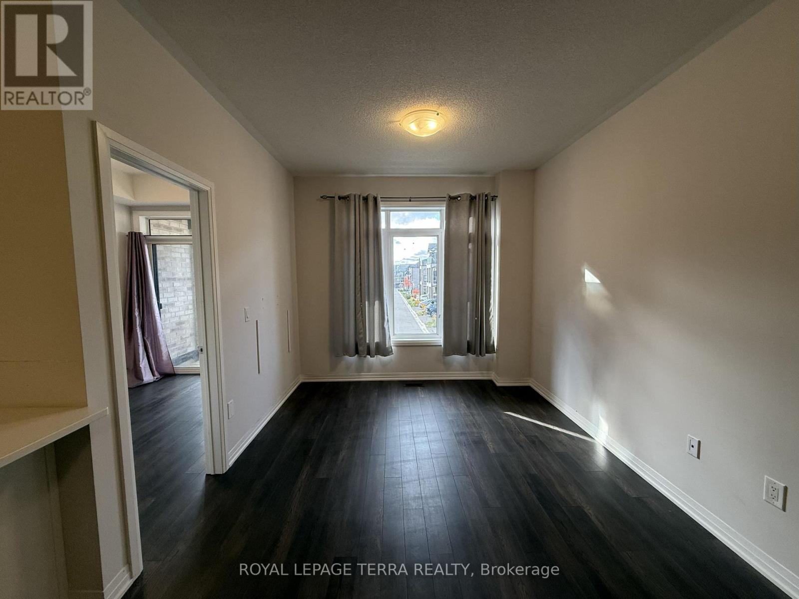 1114 - 585 Colborne Street E, Brantford, Ontario  N3S 0K4 - Photo 6 - X12557164